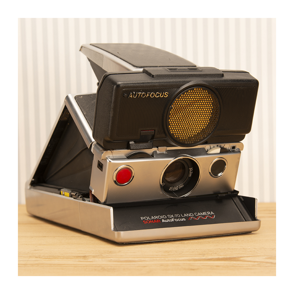 POLAROID-SX-70